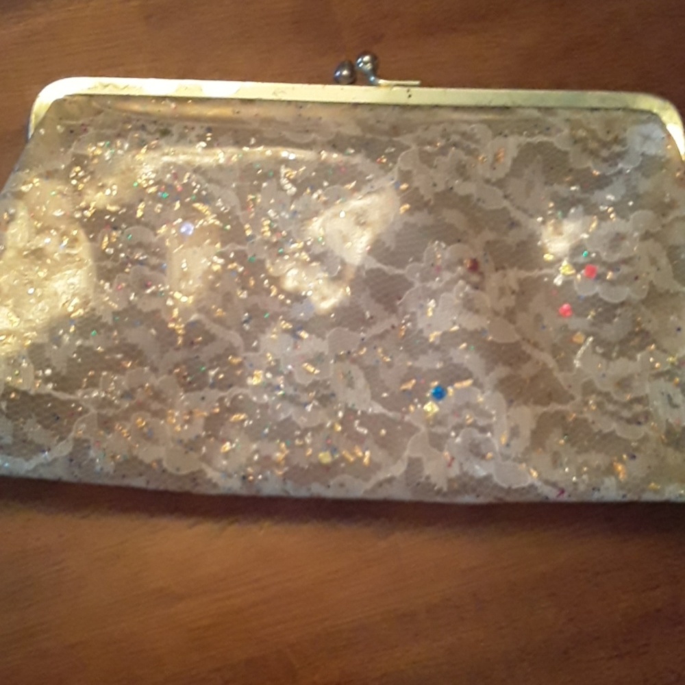 Purse - Picture 3 of 3